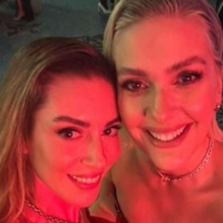 <p><em><strong>İşte, Sinem Kobal'ın o paylaşımı;</strong></em></p>