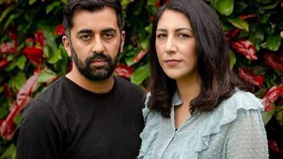 <p><strong>NADIA EL-NAKLA: SÖZE DEĞİL EYLEME İHTİYAÇ VAR</strong></p>

<p>İskoçya Bölgesel Başbakanı Hamza Yusuf'un eşi Nadia El-Nakla da Emine Erdoğan’a teşekkür ederek, "Bugün burada toplanmamızın tek bir nedeni var: İnsanlığın galip gelmesini ve daha fazla masum erkek, kadın ya da çocuğun ölmemesini sağlamak." şeklinde konuştu.</p>

<p> </p>
