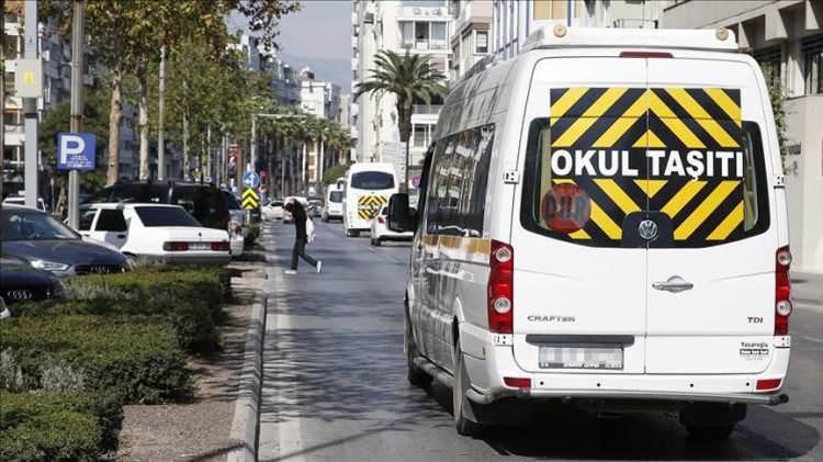 <p>Personel servisi ise 10-17 koltuklu minibüsler için ücreti 422,40 liradan 640,02 liraya yükseltildi.</p>
