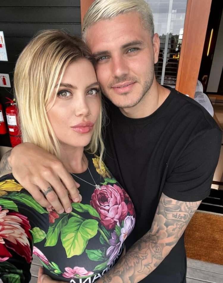 <p>İtalyan basınına konuşan Wanda Nara, kendisi ve Icardi'yle ilgili önemli ifadeler kullandı. Nara geçtiğimiz günlerde sosyal medya hesabından lösemiye yakalandığını açıklamıştı.</p>
<p> </p>
