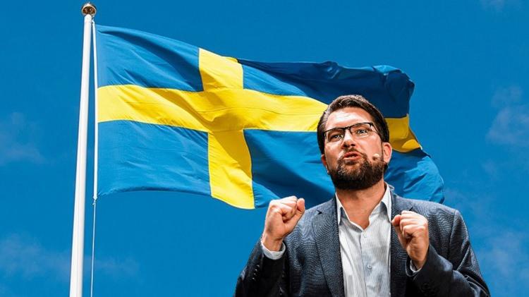 <p>İSVEÇ - JIMMIE AKESSON</p>
<p>İsveç'te koalisyon hükümetine dışarıdan destek veren aşırı sağcı İsveç Demokratlar Partisi (SD) lideri Jimmie Akesson'ın ülkenin Avrupa Birliği (AB) üyeliğini yeniden değerlendirme zamanının geldiğini söylemesi Swexit söylentilerini gündeme getirmişti.</p>
<p> </p>