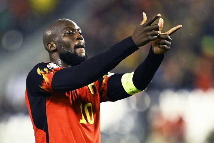 <p>* Romelu Lukaku / Belçika<br />
<br />
* 14 gol</p>