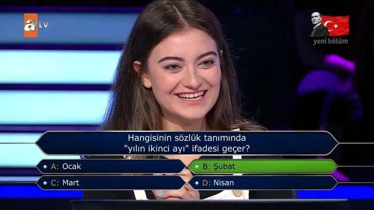 <p>Yarışmacı Beril Çavuş başarılı performansıyla ikinci baraj sorusuna kadar geldi.</p>