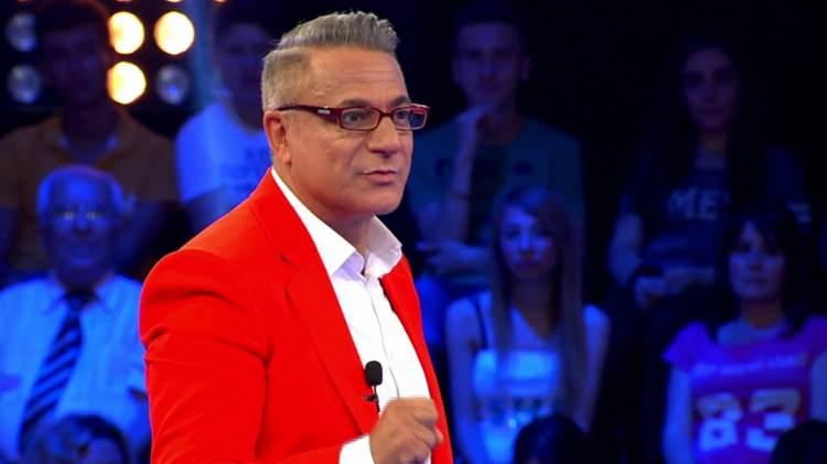 <p><strong>Ece Ronay, katıldığı bir programda yaptığı açıklamada günlük TikTok kazancının 70-100 bin TL olduğunu iddia etmişti. </strong></p>