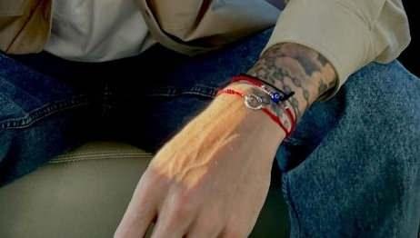 <p>Bileklikte bulunan ay yıldız ve nazar boncuğu detayı g&ouml;zlerden ka&ccedil;madı. Arjantinli futbolcuya beğeni ve yorum yağdı.</p>
