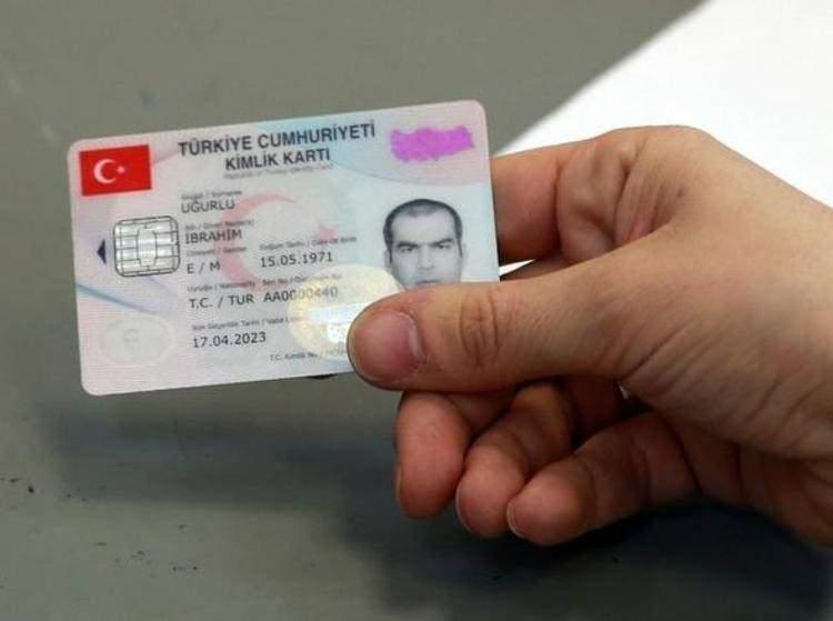 <p>Nüfus Cüzdanı kayıp bedeli 83 liradan 131,52 liraya çıktı.</p>

<p> </p>
