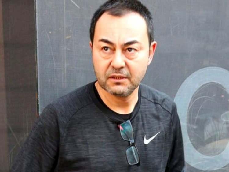 <p><strong>O yüzden hep aynı şeyleri giyiyorum. Her aldığımız böyle rahat olmuyor ki" dedi.</strong></p>