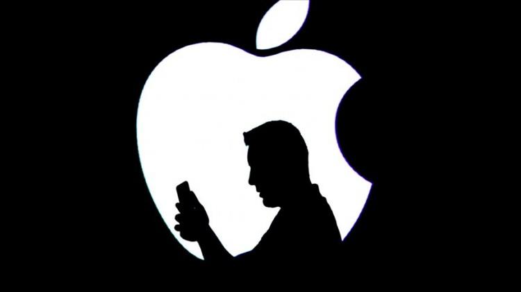 <p>Apple ürünlerine ulaşmakta güçlük çeken kullanıcılar için ise Apple, geçtiğimiz yıllarda iPhone 13 serisinde daha küçük ekranlı "mini" modeline yer vermişti.</p>
