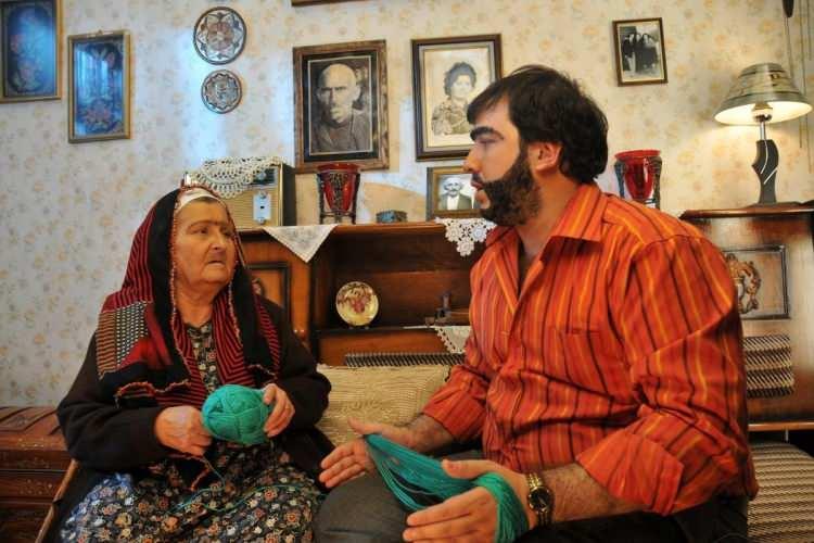 <p>2000'li yıllara gelindiğinde gişe rekoru <strong>Recep İvedik</strong> serisinde. Serinin ilk iki filmi döneme damgasını vurdu. Recep İvedik 1 4 milyon 301 bin seyirciyle buluşurken, serinin 2. filmi 4 milyon 333 bin seyirci ile rekor kırdı.</p>
