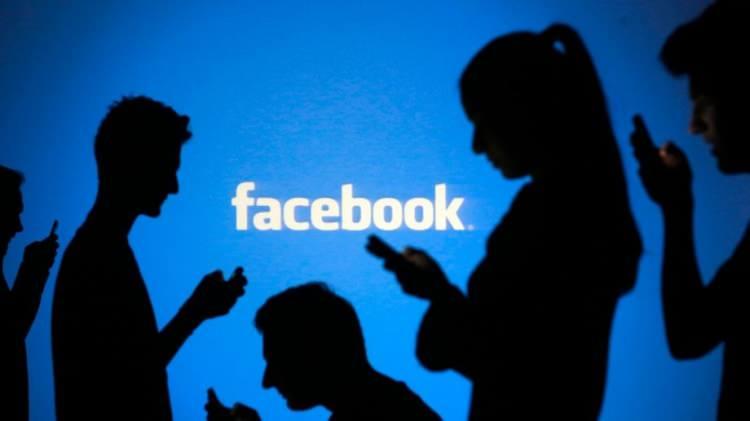 <p>WSJ tarafından görüntülenen 2019 tarihli bir Facebook iç sunumu da şöyle diyordu: <strong>"Her üç genç kızdan biri için beden imajı sorunlarını daha da kötüleştiriyoruz."</strong></p>