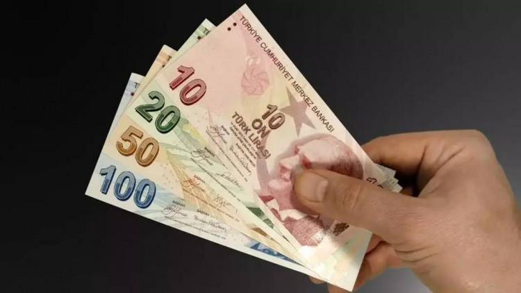 <p>Tebliğle Cumhurbaşkanlığı kararnamelerine göre öğrenim yapmak, yetiştirilmek, eğitilmek, bilgilerini artırmak, staj yapmak veya benzeri nedenlerle geçici süreli görevlendirilmek suretiyle 3 ay veya daha fazla süre ile yurt dışına gönderilenlerden alınacak söz konusu senetlerin düzenlenmesine ilişkin usul ve esaslar belirlendi.</p>