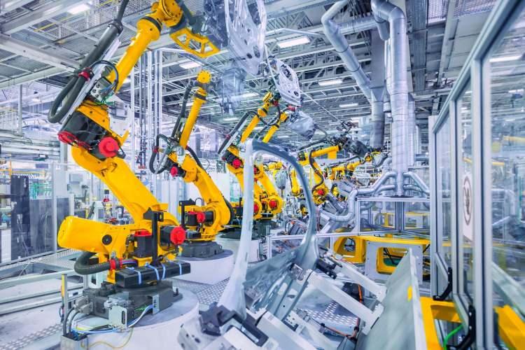 <p>Son teknolojik donanımlarla tasarlanan 150 kW gücündeki e-SUV modelimiz, hızlı şarj olma özelliğiyle yüzde 20’den yüzde 70’e yaklaşık 38 dakikada ulaşıyor. </p>
