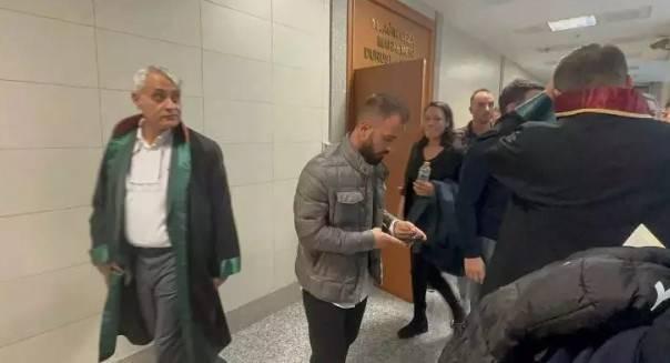 <p>Tutuklu yargılanan <strong>Seçil Erzan</strong> ve <strong>Ali Yörük</strong>'ün duruşması 12 Ocak 2024'e ertelendi.</p>