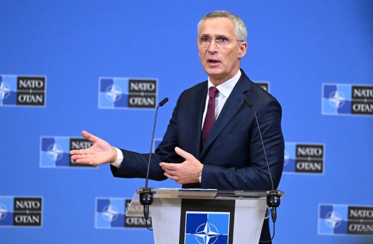 <p> STOLTENBERG: “UKRAYNA’DAN GELECEK KÖTÜ HABERLERE HAZIR OLMALIYIZ”</p>

<p>NATO Genel Sekreteri Jens Stoltenberg, Alman ARD kanalına röportaj verdi. Stoltenberg, Ukrayna’daki durumun gelecekte daha kötü bir hal alacağından korkup korkmadığına yönelik soruyu, “Ukrayna’dan gelecek kötü haberlere hazır olmalıyız.</p>
