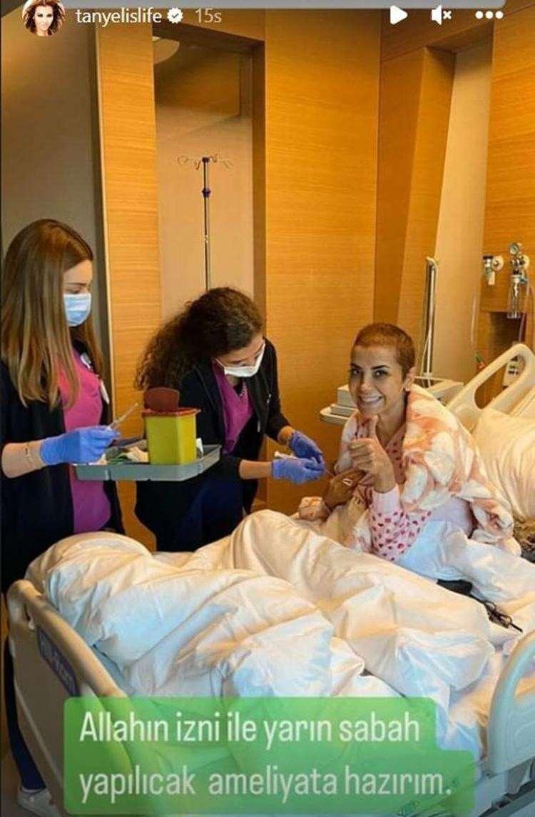<p><strong>AEMLİYAT MASASINA YATACAĞINI DUYURDU!</strong></p>
<p><strong><span style="color:#000000">Sosyal medya hesabı üzerinden yeni bir paylaşımda bulunan Tanyeli, </span><em>"Allah'ın izni ile yarın sabah yapılacak ameliyata hazırım."</em><span style="color:#000000"> ifadelerini kullanarak ameliyat masasına yatacağını duyurdu.</span></strong></p>