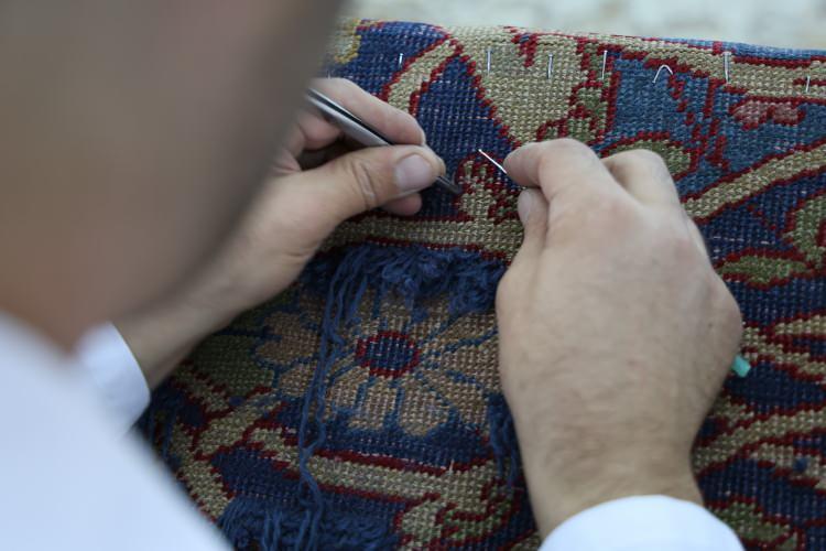 <p>Restorasyonu yerinde incelemek ve bir dizi ziyaretlerde bulunmak üzere Sultanhanı ilçesine gelen Kültür ve Turizm Bakan Yardımcısı Nadir Alpaslan, "Ülkemizin, Anadolumuzun en kıymetli kervansaraylarından birincisi olan Sultanhanı’nda sizlerle beraber olmaktan büyük bir memnuniyet duymaktayım.</p>