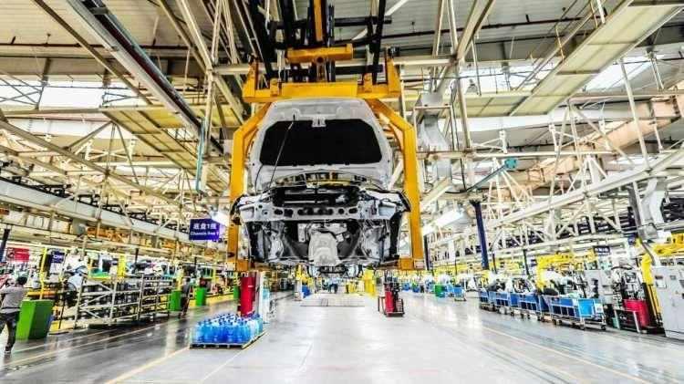 <p>Markanın gelecek beş yıl içerisinde Avrupa için 7 model satışa sunacağını belirten Ulubaş, "Bu 7 modelle birlikte 2 modelin Türkiye'de üretimi konusunda bayağı yol aldık.</p>
<p> </p>