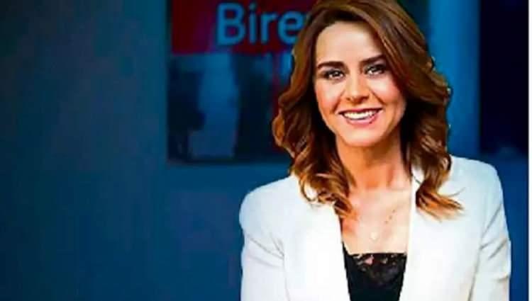 <p>"Birkaç yıl önce şarkıcılar arasında da oldu böyle bir durum. Seçil Erzan kadar dolandırıcı birisi bizden de para almaya çalıştı.</p>
<p> </p>