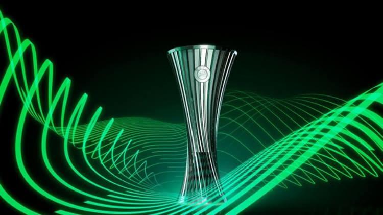 <p>Temsilcilerimizin karşılaşmaları sonrası UEFA ülke puanı sıralaması da merak konusu oldu.</p>