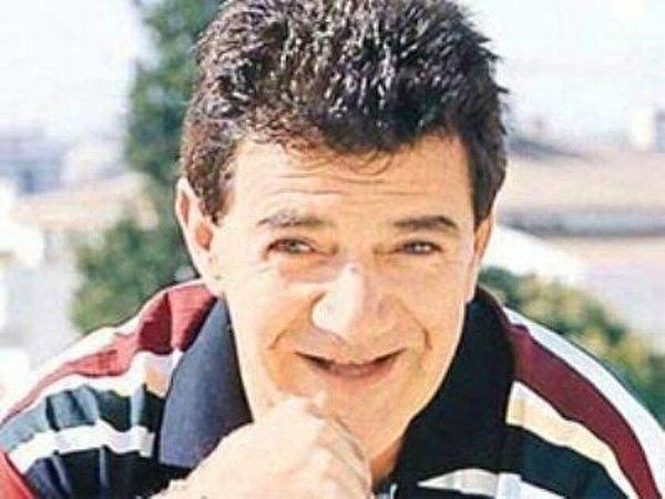 <p><strong>Do&ccedil;. Dr. Feridun Suat G&ouml;k&ccedil;e, "Seslendirme sanat&ccedil;ısı ve program sunucusu Sayın G&uuml;ner &Uuml;mit&rsquo;e k&uuml;&ccedil;&uuml;k bir m&uuml;dahale sonrasında &ccedil;ok zevkli bir sohbet yaptık ve kendisini uğurladık" notuyla G&uuml;ner &Uuml;mit ile fotoğrafını paylaştı.</strong></p>

<p>&nbsp;</p>
