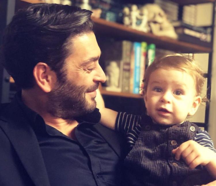 <p><strong>OZAN AKBABA'NIN ÇOCUĞU VAR MI?</strong></p>

<p><strong>2018 </strong>yılında ilk kez anne baba olmanın verdiği heyecanı yaşayan Ozan Akbaba ve Buket Arıkan oğullarına <strong>Ozan Ali </strong>ismini vermiştir. </p>
