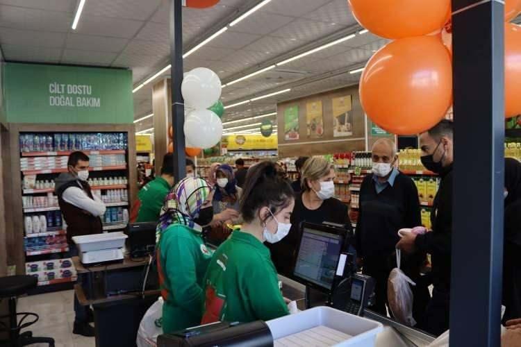 <p>İşte, 8-15 Aralık 2023 güncel Tarım Kredi Kooperatif aktüel katalog indirimli ürünler fiyatları...</p>