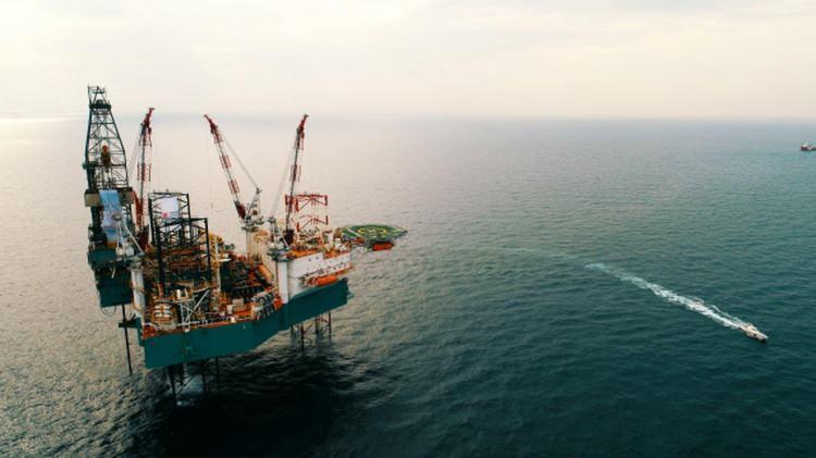 <p>2007'de açılan 4.6 milyar metreküp kapasiteli Silivri Doğal Gaz Depolama Tesisi ile 2017'de faaliyete geçen 1.2 milyar metreküp kapasiteli Tuz Gölü Yer Altı Doğal Gaz Depolama Tesisi de önemli rol oynuyor. </p>