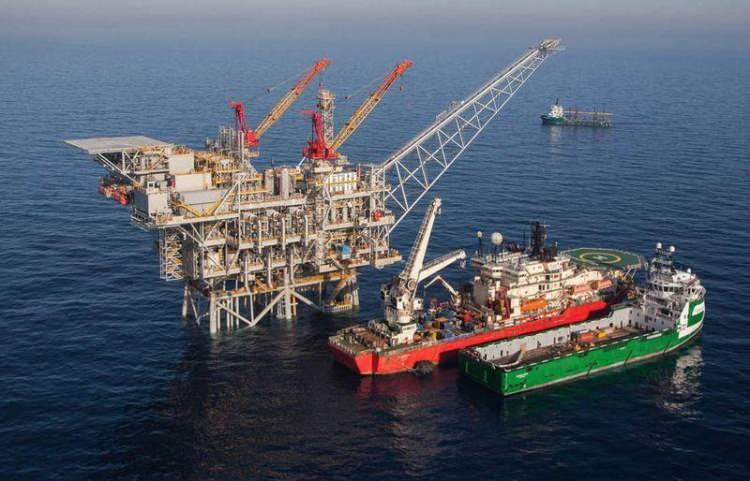 <p><strong>ENERJİ FİLOSU</strong><strong> </strong><strong>BÜYÜMEYE DEVAM EDECEK</strong></p>
<p><br />
Doğalğaz ihtiyacını yerli kaynaklarla karşılamayı hedefleyen Türkiye, denizlerde doğalgaz ve petrol arama çalışmalarına yönelik sismik ve sondaj faaliyetleri için yüksek teknolojiye sahip güçlü bir enerji filosu kurdu.</p>