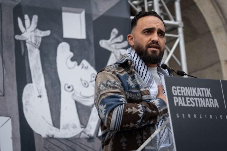 <p>Hava saldırısı, Guernica'da geniş çaplı yıkıma ve çok sayıda sivilin ölümüne neden olmuştu.</p>