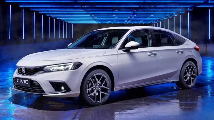 <p><strong>HONDA- </strong></p>
<p> </p>
<p>Japon grubu içerisinde favori markalardan biri olan Honda “ona giden yolu kısalttık” sloganı ile yıl sonu sıfır otomobil kampanyalarını duyurdu. Honda HR-V ve Civic modelleri için <strong>200.000 TL’ye varan indirim</strong> veya <strong>250.000 TL’ye 12 ay yüzde 0 faiz</strong> avantajı sunuyor.</p>