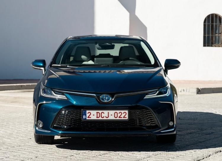 <p><strong>TOYOTA</strong><br />
<br />
Corolla 1.5 Vision Otomatik<br />
1.002.800 TL</p>
