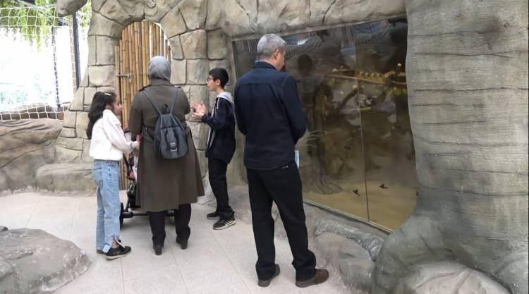 <p>İlk defa Kuş Parkı'na geldiklerini söyleyen Yiğit Akça ve Yağız Akça isimli kardeşler de "Buraya ilk defa geldik. Çok güzel, bayağı iyi.</p>
