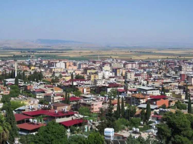<p>HATAY</p>

<p>Kırıkhan</p>
