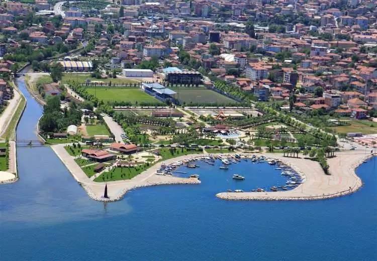 <p>KOCAELİ</p>
<p>Gölcük</p>