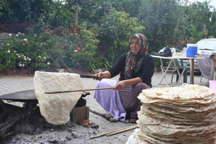 <p>-İnce Ekmek Yapma ve Paylaşma Kültürü (Çok Uluslu)</p>