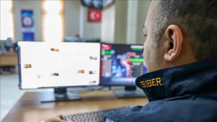 <p><strong>SAHTE SİTELERE DİKKAT</strong></p>
