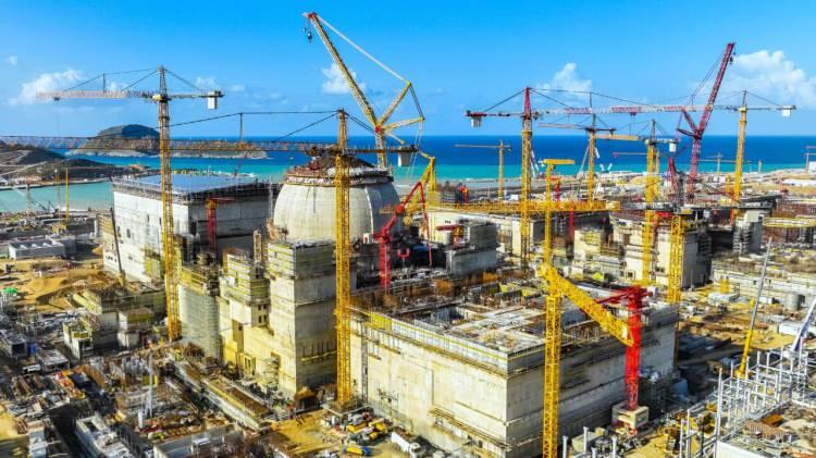<p>Akkuyu Nükleer Güç Santrali, Türkiye için enerji kaynağı üretiminde kritik öneme sahip bir yatırım.</p>

<p>Santralin tüm inşaatı 5 yıla yayılan bir süreçte büyük bir titizlikle yürütülüyor.</p>
