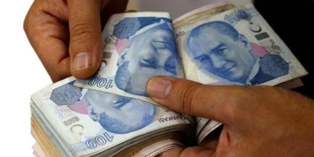 <p>Memurlar yüzde 50 zam alırsa bu durumda şu anki kıdem tazminatı tavanı 23 bin 489 liradan 35 bin 233 liraya çıkacak.</p>
