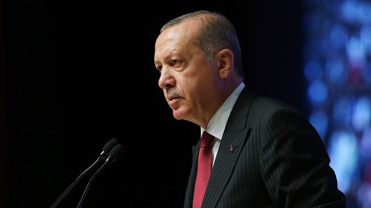 <p>2024 asgari ücret zammı toplantısı öncesi Başkan Recep Tayyip Erdoğan'ın talimatı dikkat çekti. Hükümet 3 maddeyi esas alarak asgari ücrete zam meselesine etki edecek.</p>
