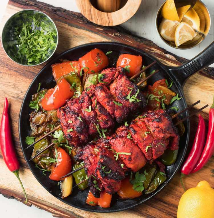 <p>Dokuzuncu sırada Rusya'nın et yemeği "Shashlik" var.</p>
<p> </p>