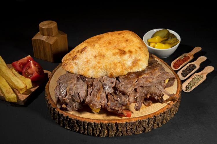 <p>Listeye giren son yemek ise 89. sıradaki tombak döner oldu.</p>

<p> </p>

