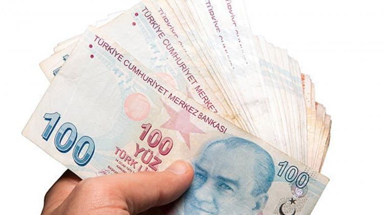<p>MEMUR EMEKLİSİ MAAŞLARI</p>
<p>EMEKLİ MÜSTESAR MAAŞI</p>
<p>Temmuz Dönemi:<br />
<br />
5 aylık yüzde 45: 52.071 TL<br />
<br />
6 aylık yüzde 49,80: 53.795 TL</p>