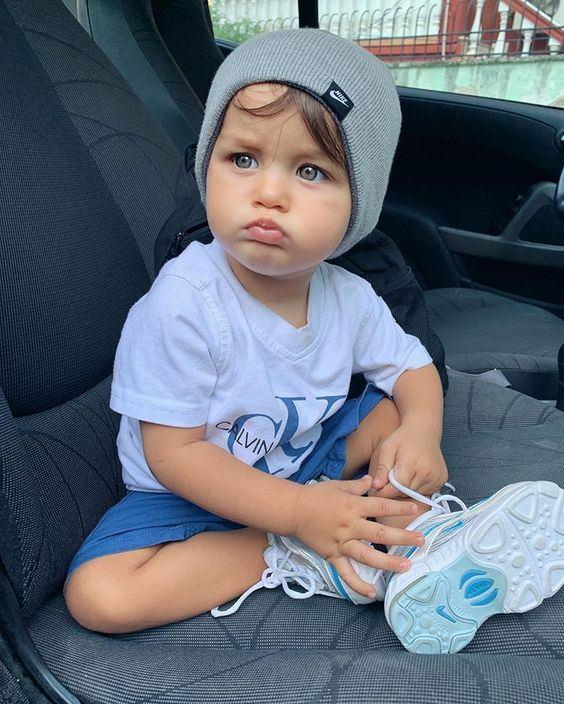 <p><strong>Salim</strong></p>

<p>Kalem suresinde geçen Salim ismi, eksiksiz, tam anlamındadır.</p>
