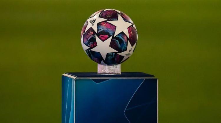 <p>Temsilcilerimizin Avrupa'daki maçları sonrası UEFA ülke puanı sıralaması da merak konusu oldu.<br />
<br />
İŞTE UEFA SIRALAMASINDAKİ SON DURUM:</p>