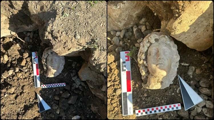 <p>Batı Karadeniz'in "Efes"i olarak adlandırılan Düzce'deki Prusias ad Hypium Antik Kenti'nde bulunan Büyük İskender'e ait heykel başı, arkeologları heyecanlandırdı.</p>
<p> </p>