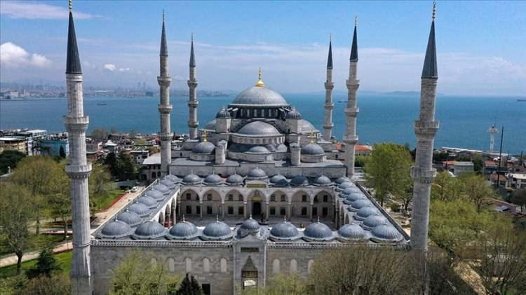 <p>İstanbul<br />
<br />
3555 </p>
