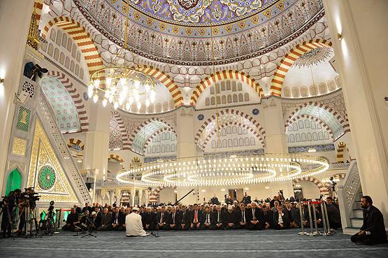 <p>Kayseri<br />
<br />
1402</p>
