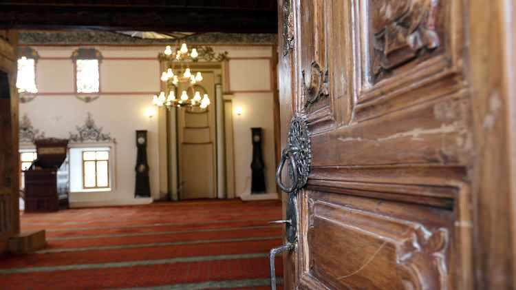 <p>Aydın<br />
<br />
1144</p>
