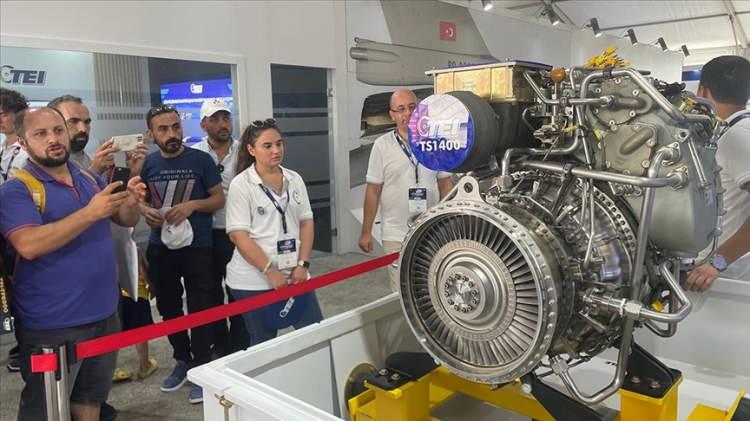 <p><strong>Motorun belli testleri başarıyla geçmiş olması otomatik olarak sertifika verileceği manasına gelmiyor. Sertifika otoritesi 'Her şey bürokratik sürece uygun olacak' diyor. Her şeye teker teker bakıyorlar. Dizayn organizasyon onayını alır almaz tip sertifikasyon süreci başlayacak. </strong></p>