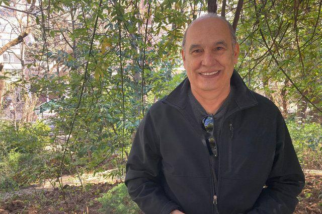<p><strong>MEĞER BABASI DA OYUNCUYMUŞ...</strong></p>
<p>Verdiği röportajın ardından ünlü oyuncu hakkında kimsenin bilmediği bir diğer gerçek ortaya çıktı. Meğer Cengiz Nezir, Hababam Sınıfı'nda babasıyla birlikte rol almış.</p>
<p> </p>